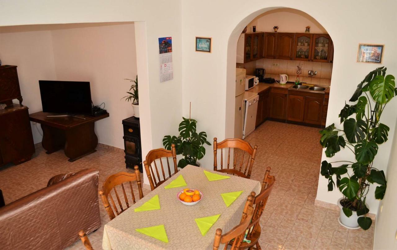 Apartman Rosa Pirovac Extérieur photo