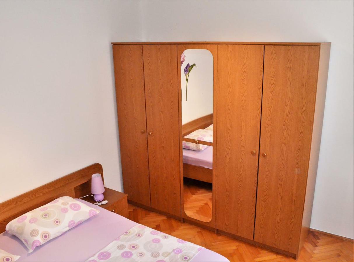 Apartman Rosa Pirovac Extérieur photo